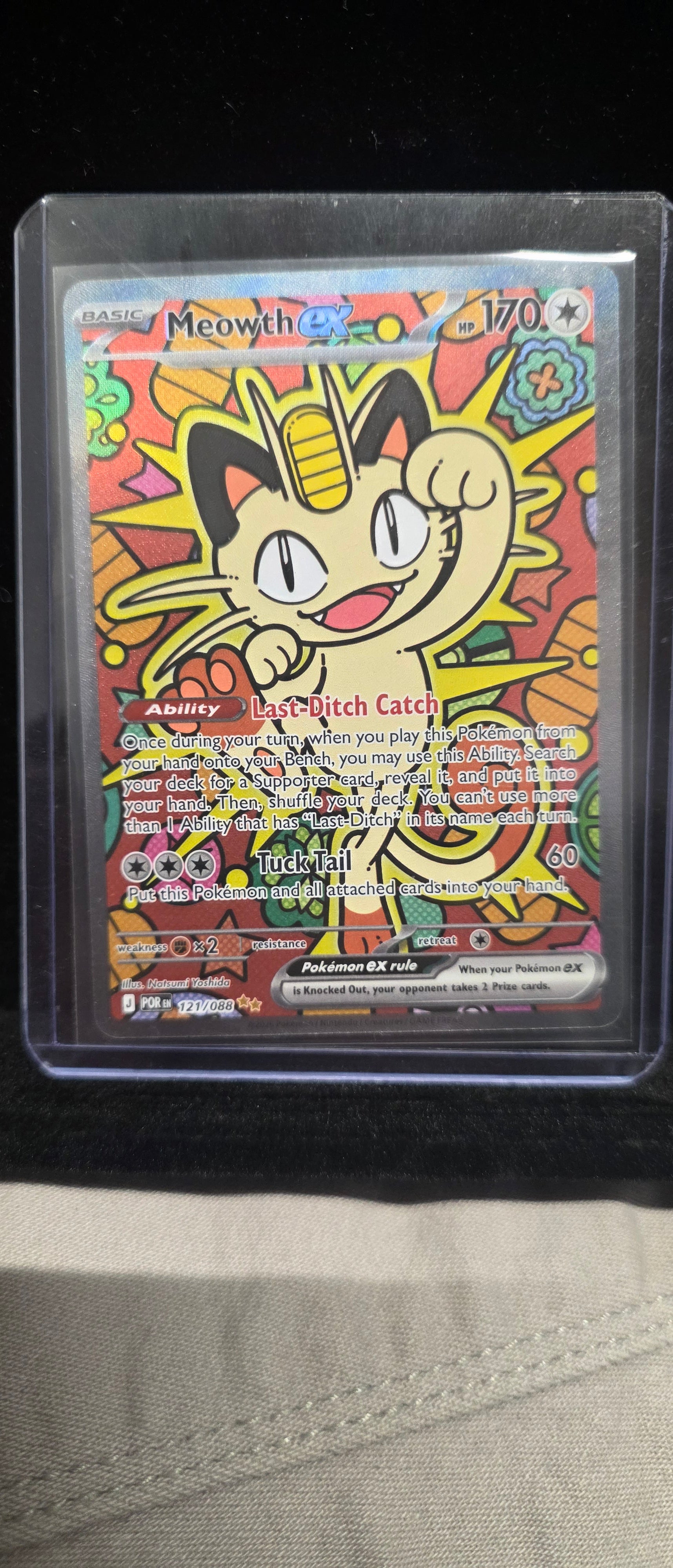 #Pk015 Meowth EX Full Art 121/088 Pokémon Card – Natsume Yoshida Artwork – Vibrant Promo Style!