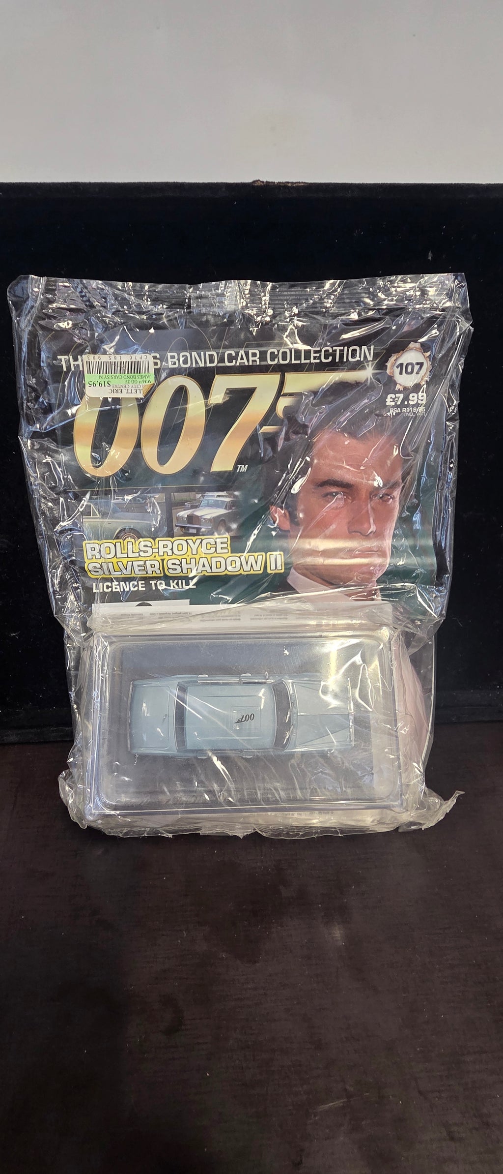 #P015 007 James Bond Car #107 Rolls-Royce Silver Shadow II – Licence to Kill – Sealed