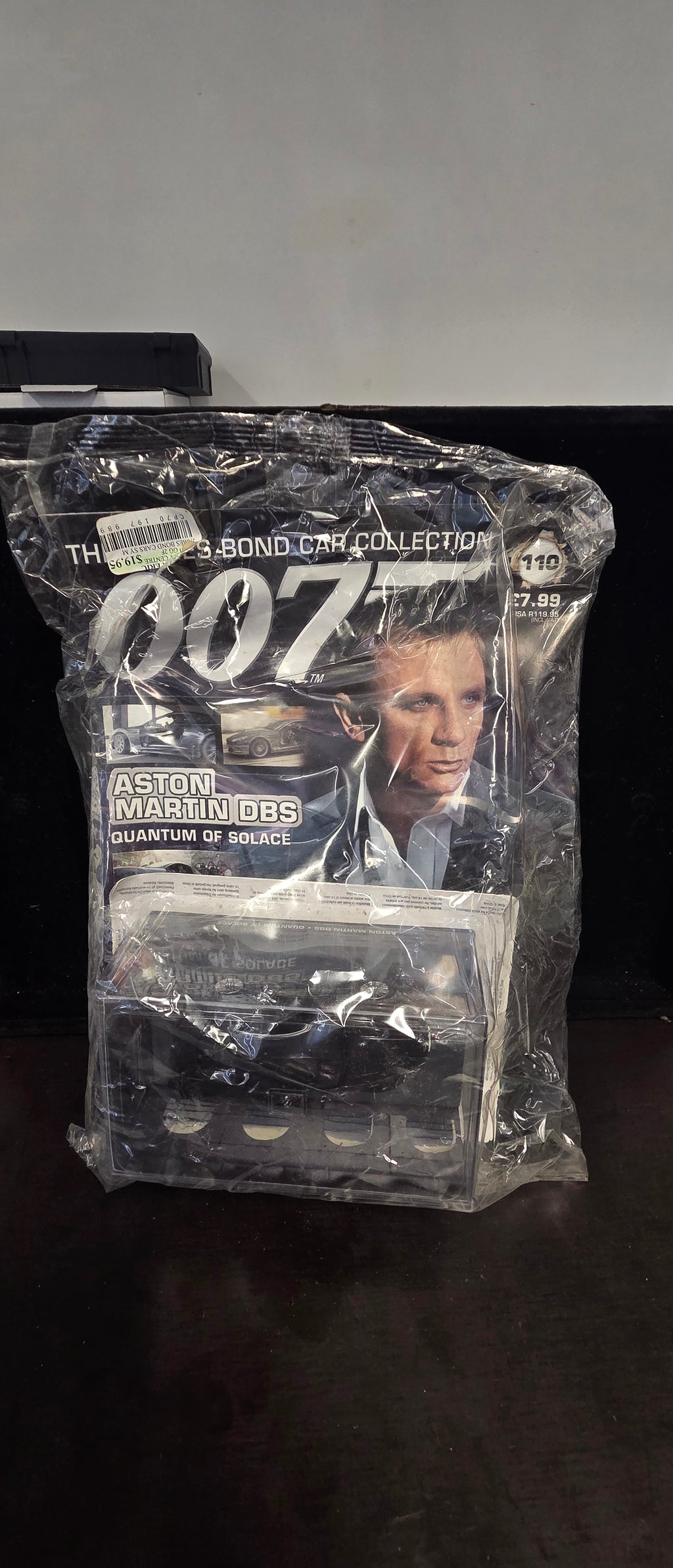 #P015 007 James Bond Car Collection #110 Aston Martin DBS – Quantum of Solace Sealed