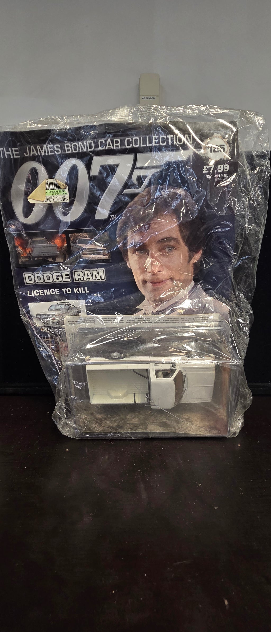 #P016 007 James Bond Car Collection #125 – Dodge Ram “Licence To Kill” Diecast – Sealed