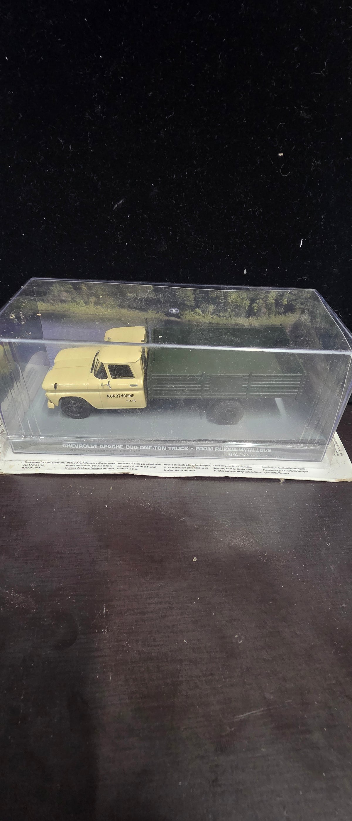 #P017 James Bond 007 “From Russia With Love” Chevrolet Apache C30 One-Ton Truck Diecast Model – In Display Case