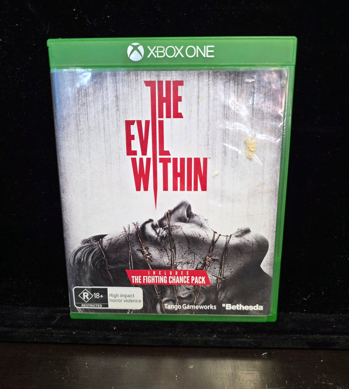 #P018 Xbox One – The Evil Within (Includes Fighting Chance Pack) | R18+ Survival Horror | Preowned PAL