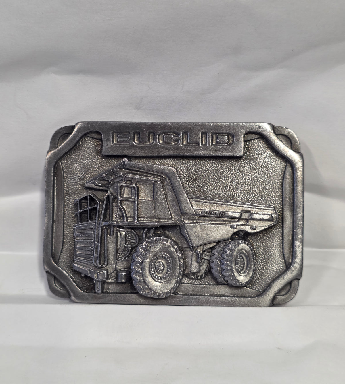 #P022 Vintage EUCLID-HITACHI Heavy Equipment Dump Truck Metal Belt Buckle Promo