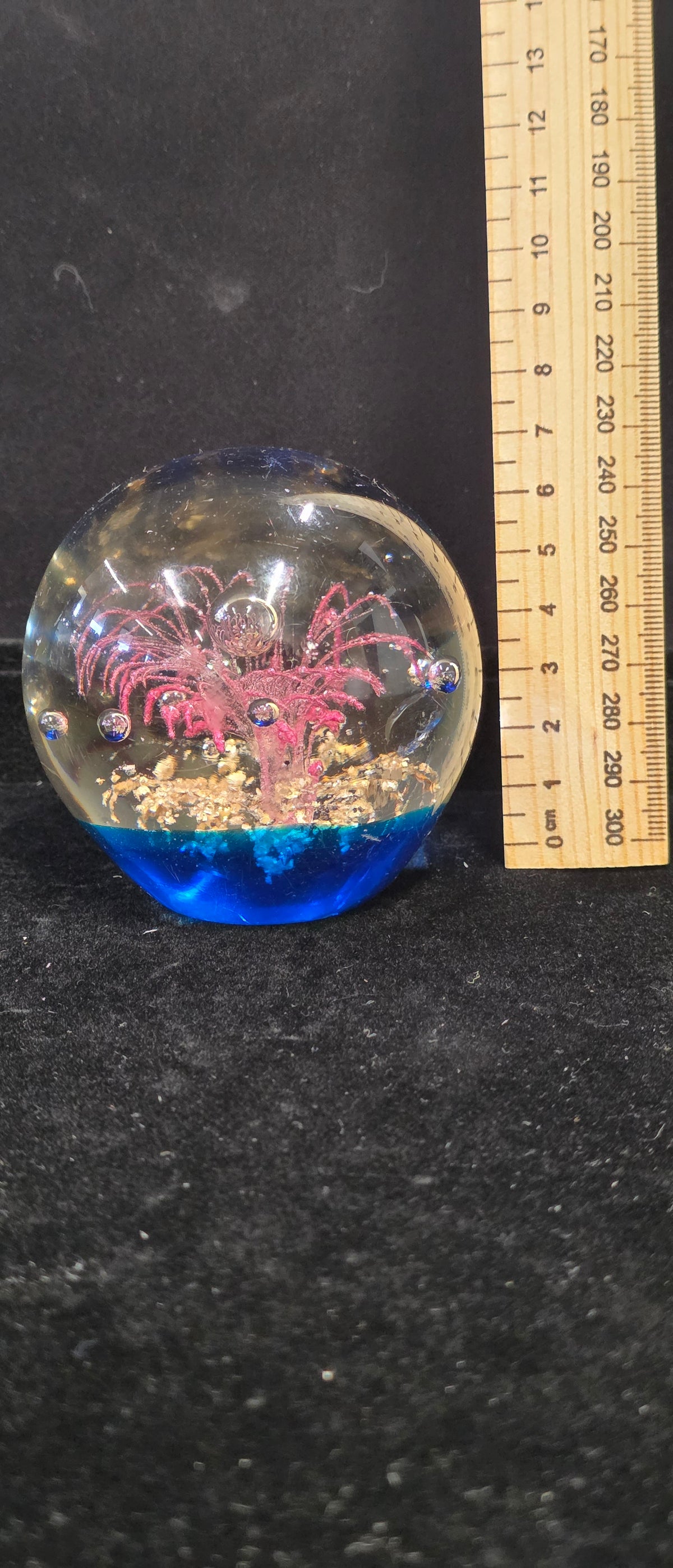 #P022 Vintage Hand Blown Art Glass Aquarium Paperweight – Pink Coral & Bubbles, 3" Sphere
