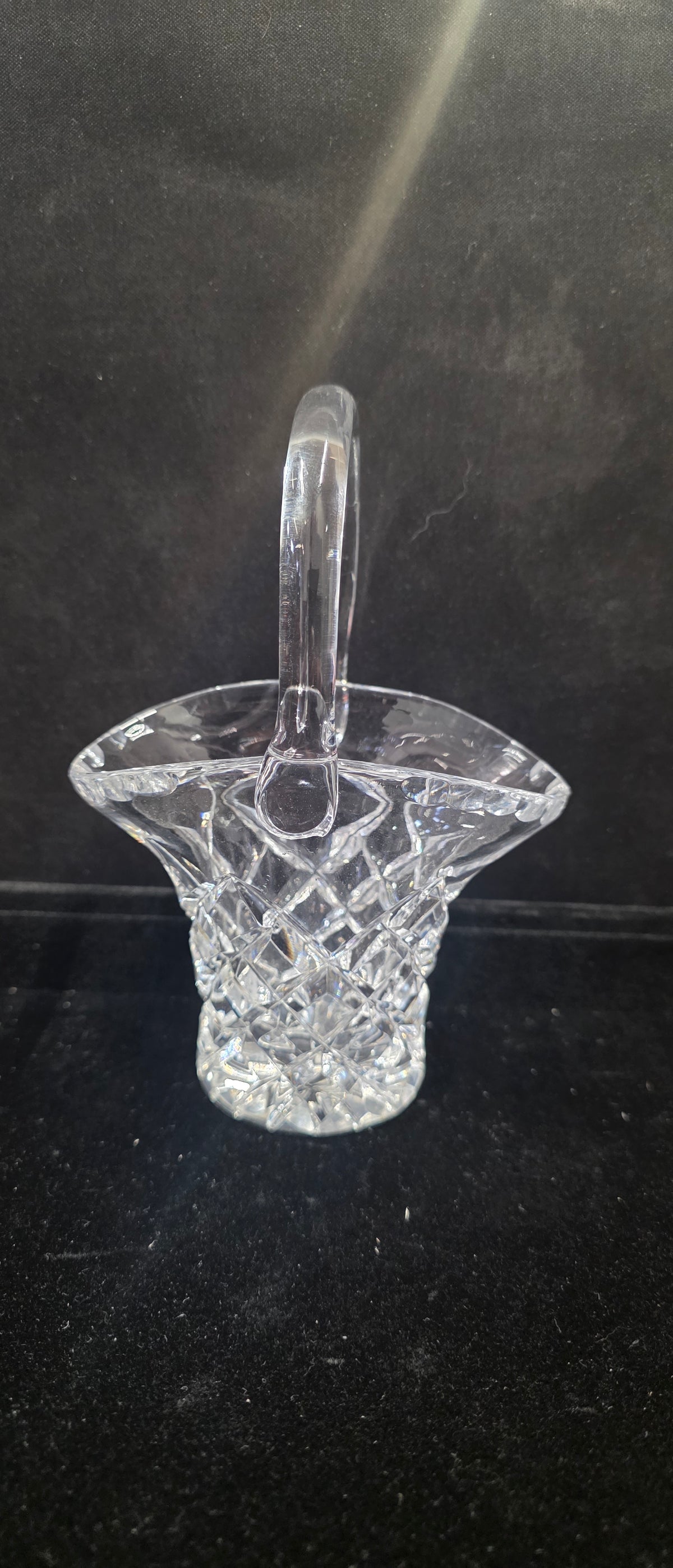 #P022 Vintage Cut Crystal Mini Basket w/ Handle – Elegant Home Décor Collectible