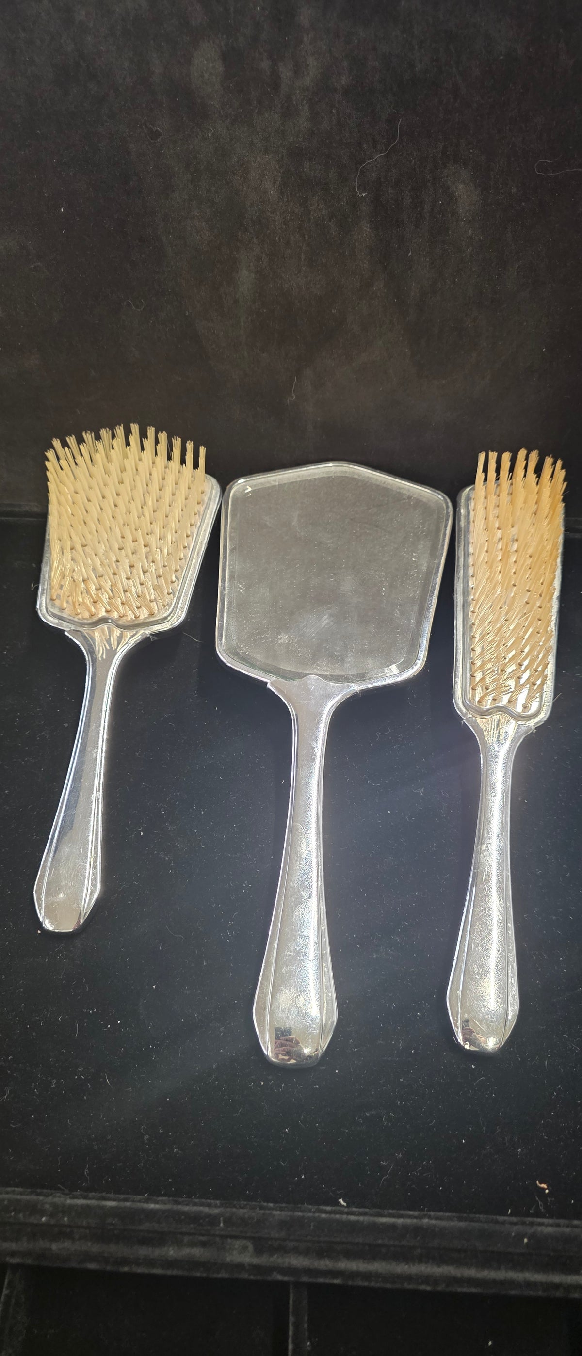 #P026 Vintage Silver-Tone Vanity Set – Hand Mirror & 2 Brushes (Nickel Silver, Not Sterling)