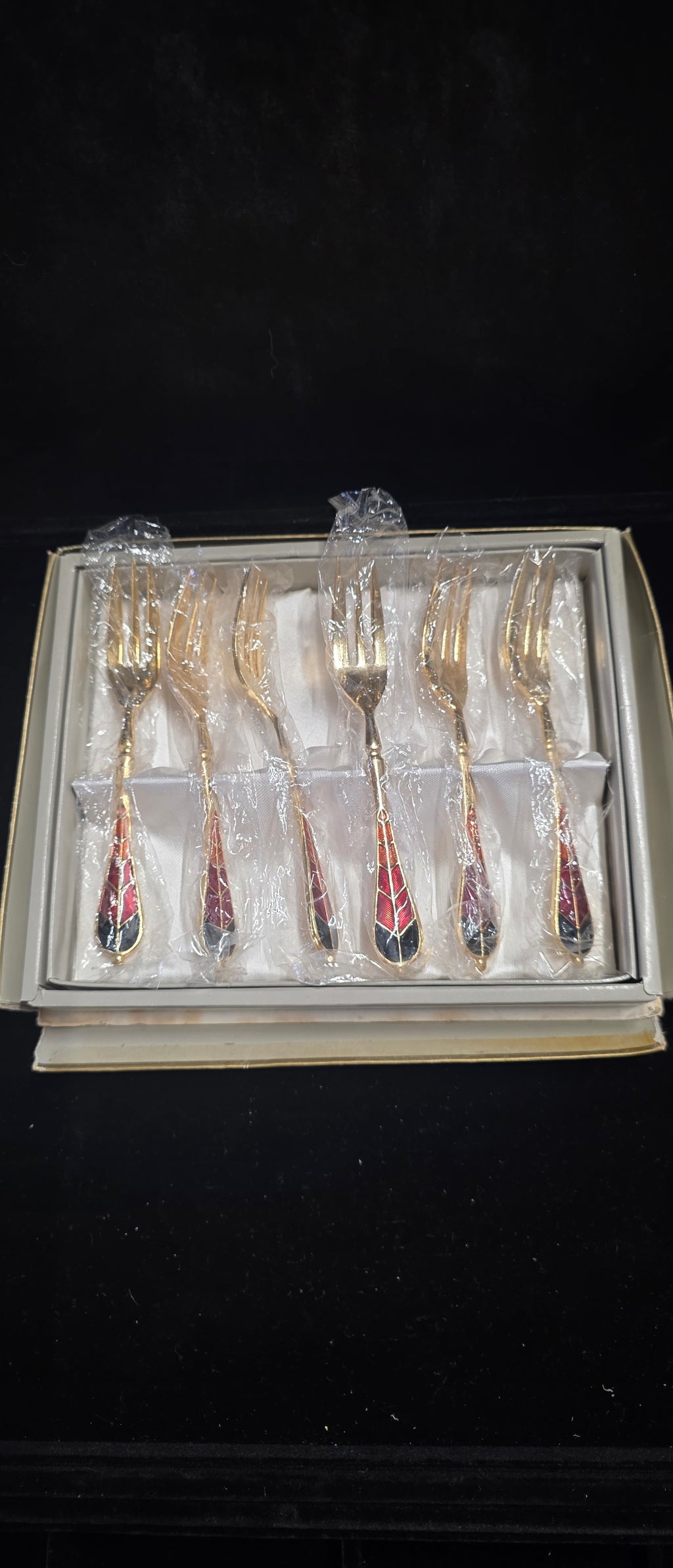 #P026 Vintage Gold-Tone Enamel Dessert Fork Set of 6 in Box (Metal Tested)