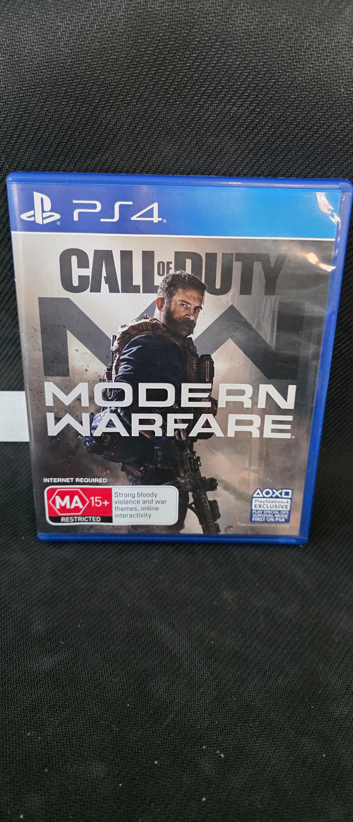 #P029 PS4 Call of Duty: Modern Warfare – Complete CIB, AU Release MA15+ Shooter