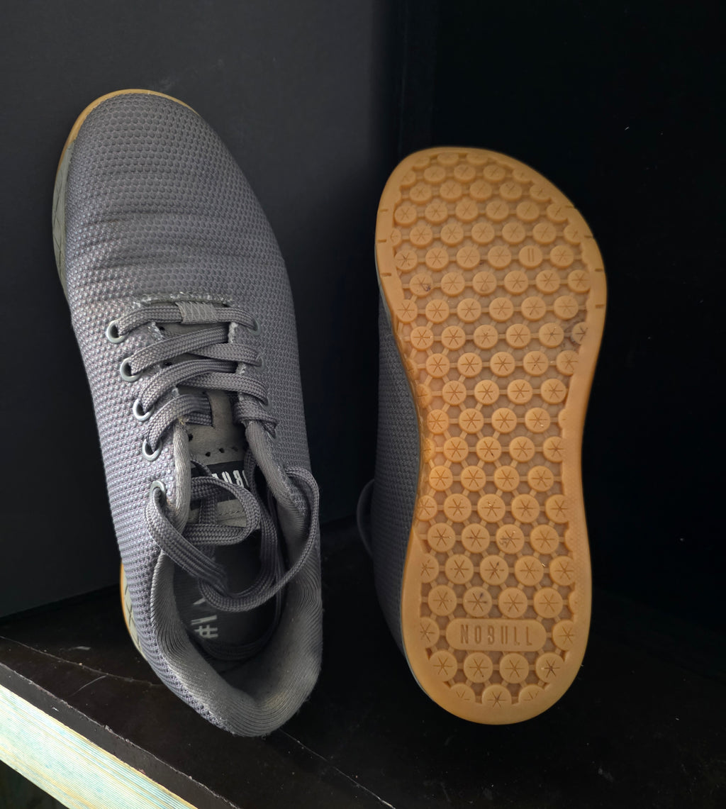 #P028 NOBULL Gray Trainer Sneakers Men’s 6 / Women’s 8.5 – Gum Sole CrossFit Shoes