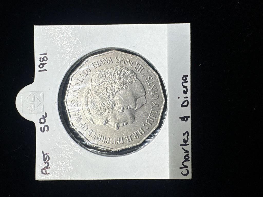 #m109 1981 Australia Royal Wedding 50c Commemorative Coin in Holder