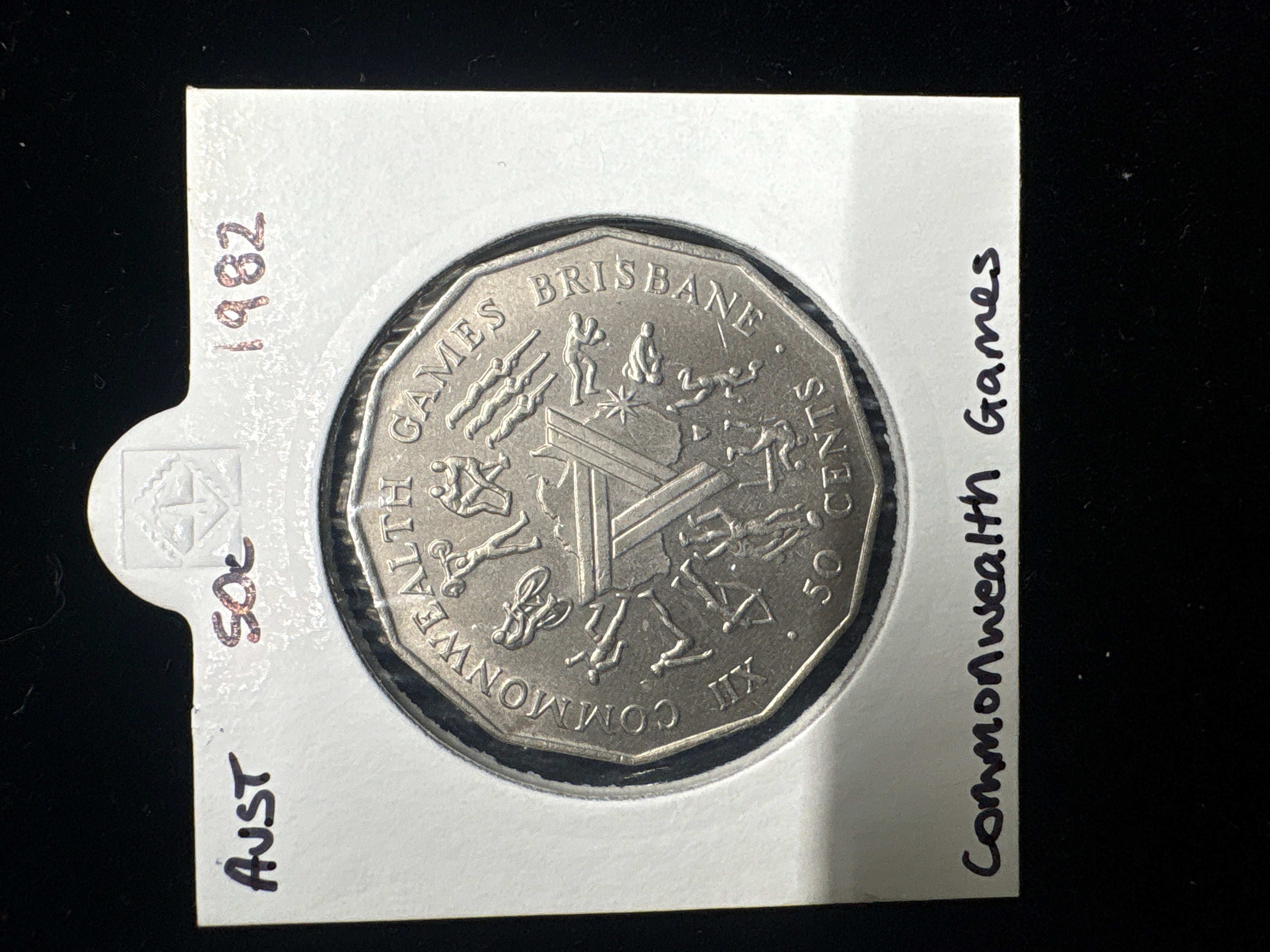 #M112 1982 Australia Commonwealth Games 50c Coin – Brisbane Commemorative Collectible