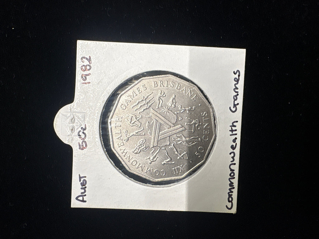#M111 1982 Australia Commonwealth Games 50c Coin – Brisbane Commemorative Collectible