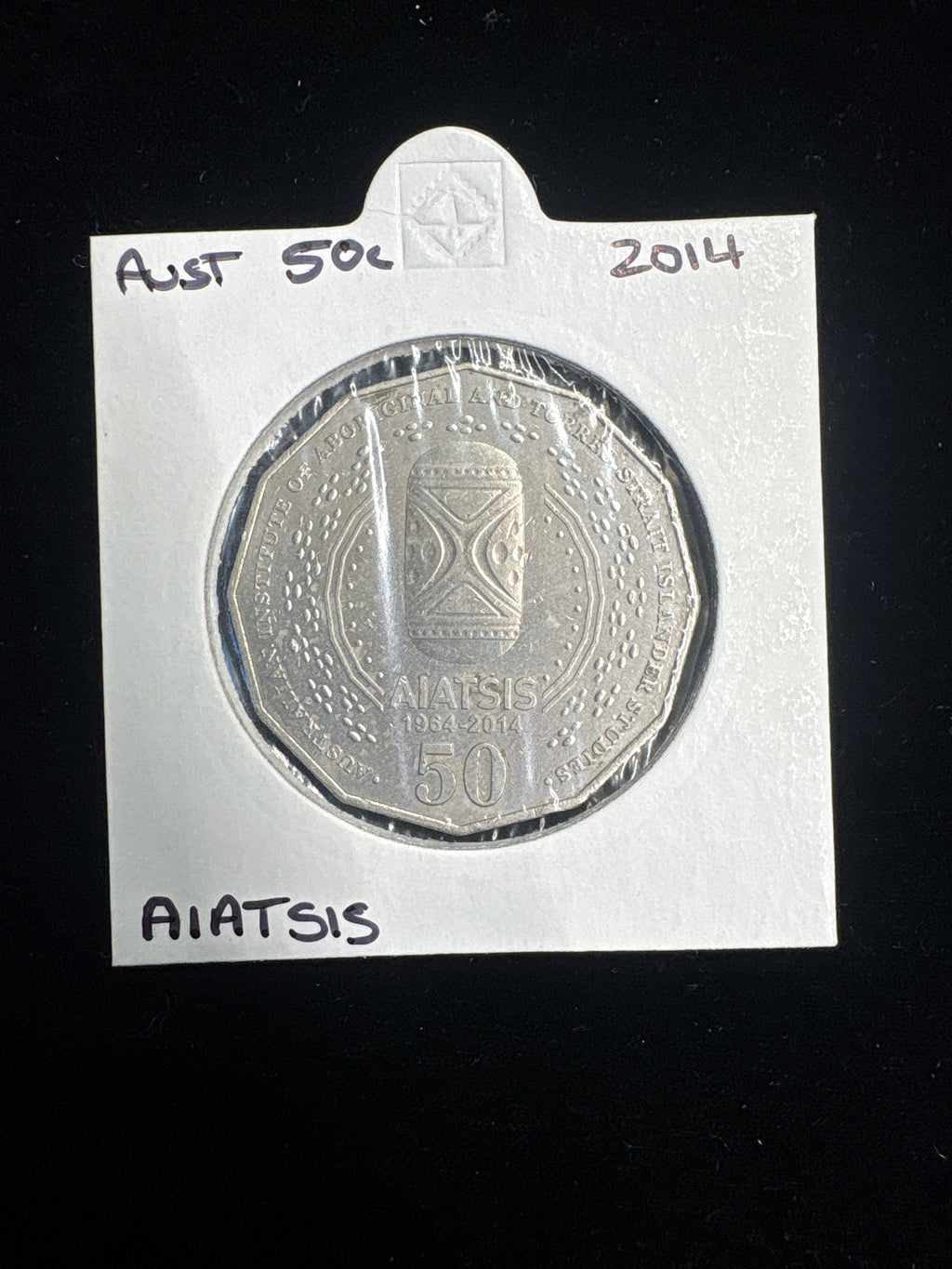 #M133 2014 Australia 50c AIATSIS Commemorative Coin (Circulated)
