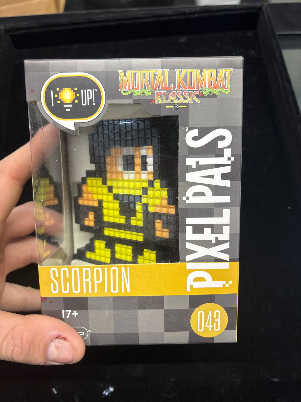#C111 Mortal Kombat Klassic Pixel Pals Scorpion #043 Light‑Up Figure (Brand New)