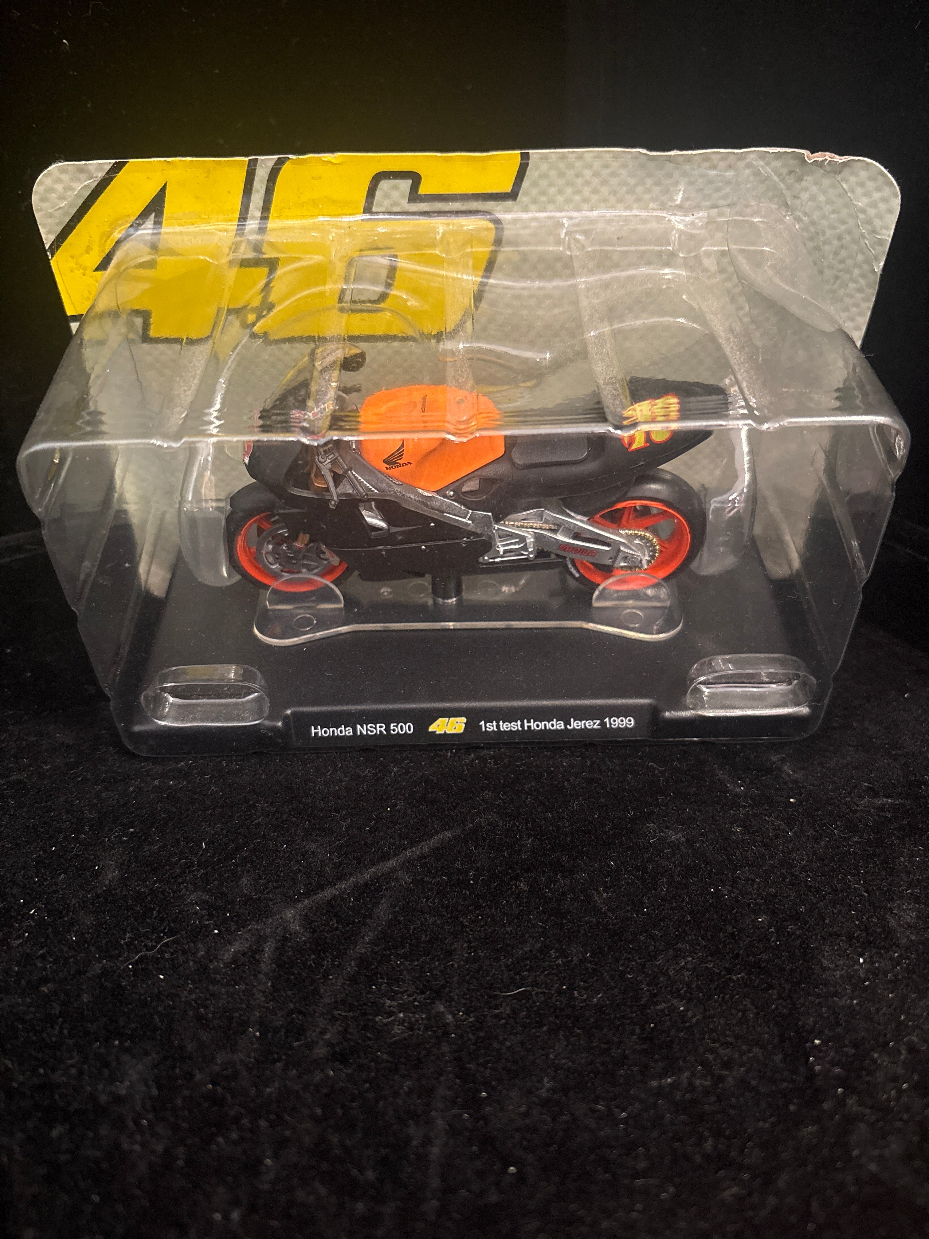 #P004 Honda NSR 500 Die‑Cast Model – “46” Jerez 1999 Test Edition