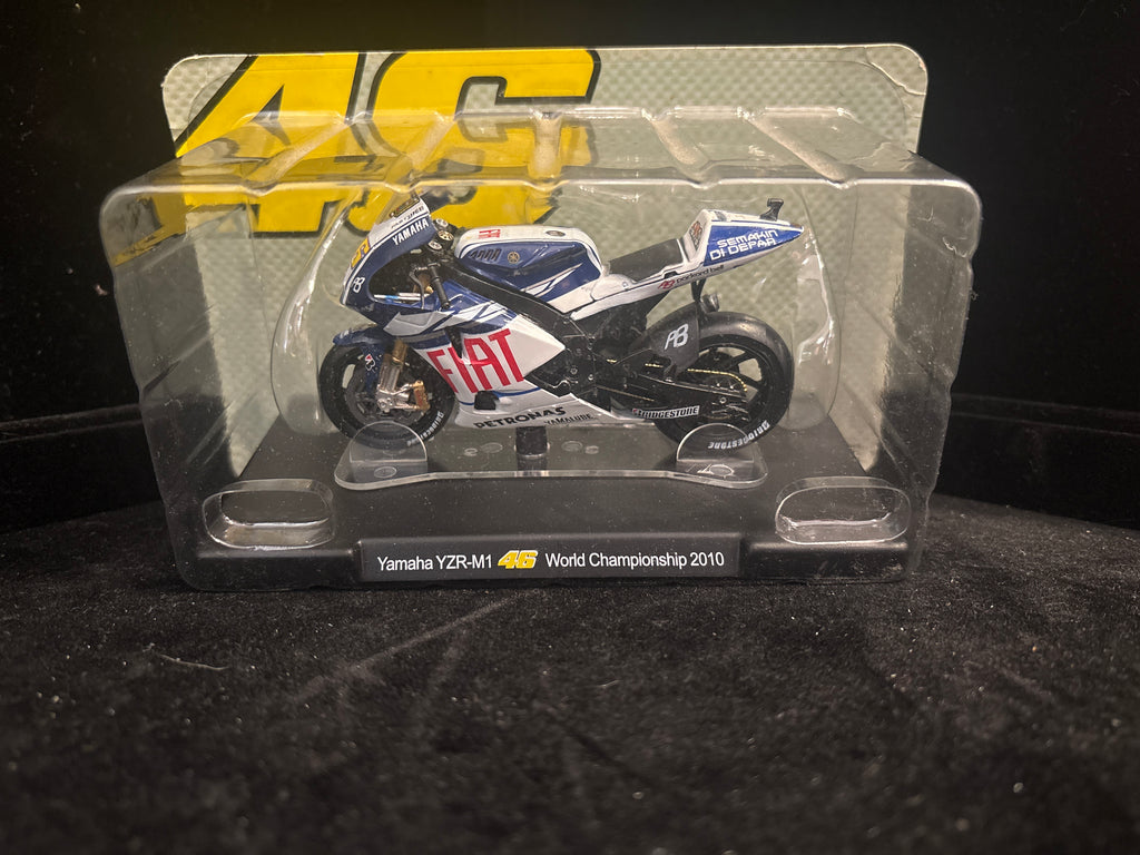 #P004 Valentino Rossi #46 Yamaha YZR‑M1 2010 Fiat Racing Die‑Cast Model (Sealed)