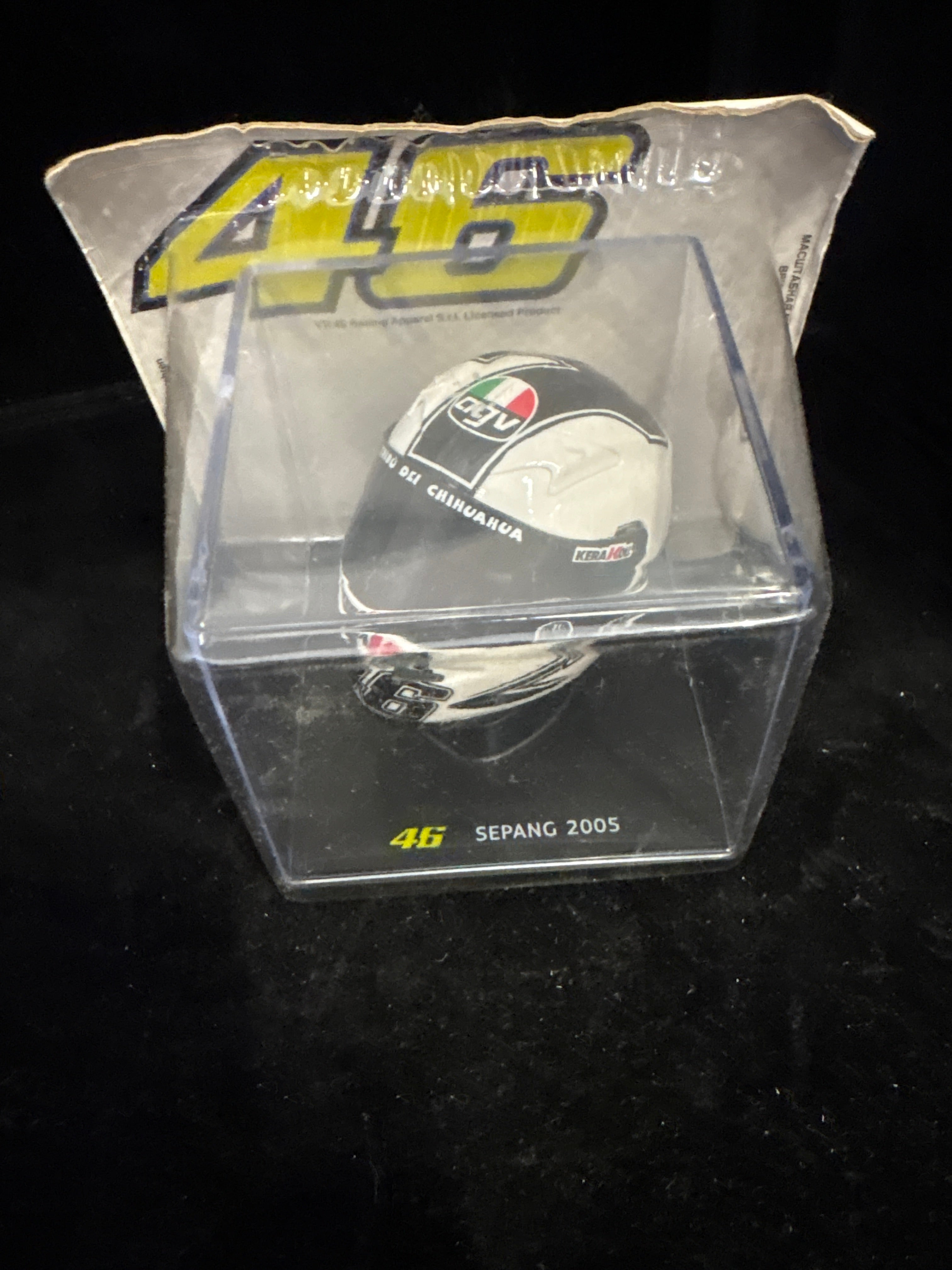 #P003 Valentino Rossi #46 Sepang 2005 Mini Helmet – Centauria Licensed Collectible