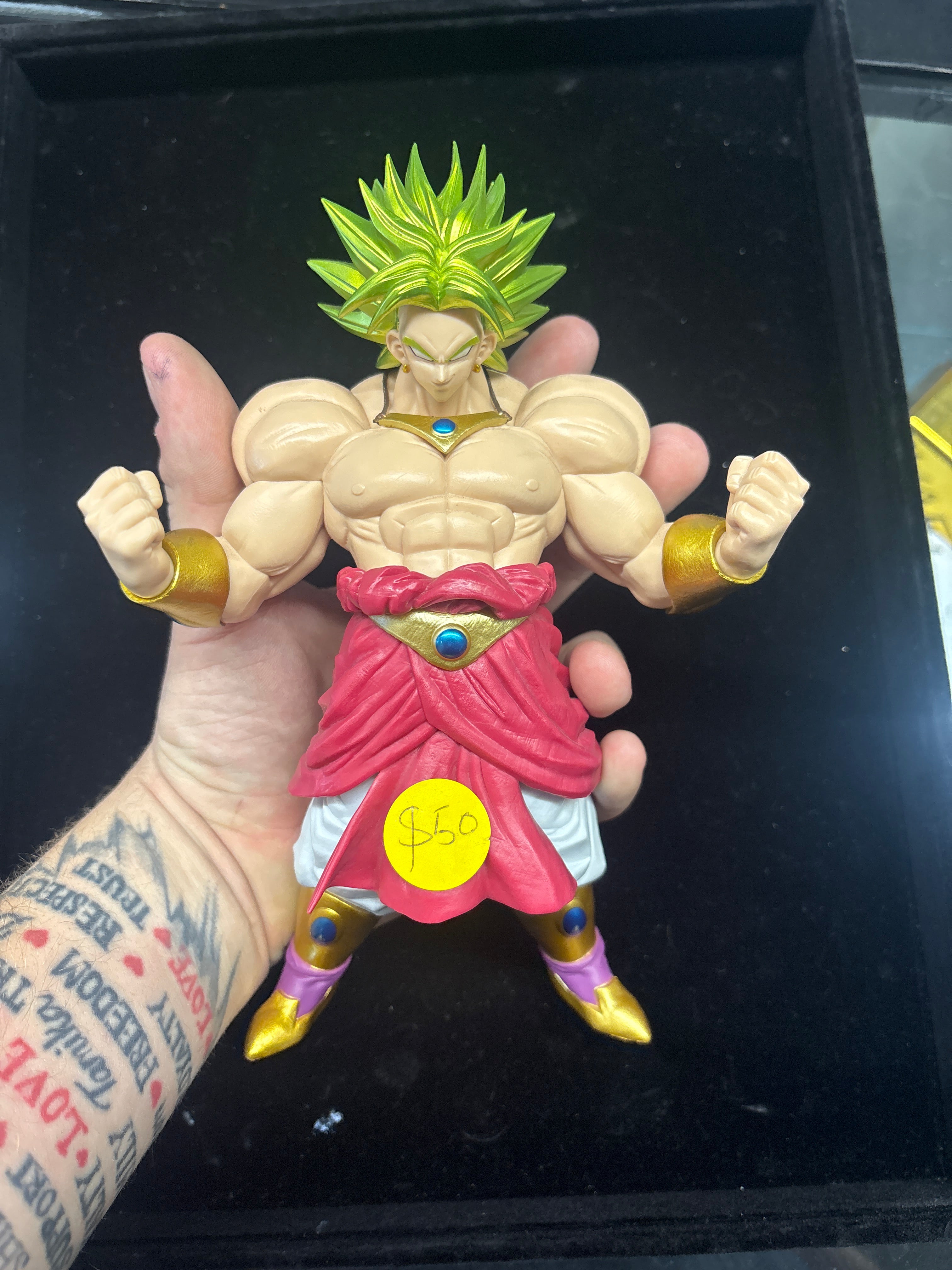#C108 Dragon Ball Z Broly Super Saiyan Full Power Figure – Collectible Anime Statue