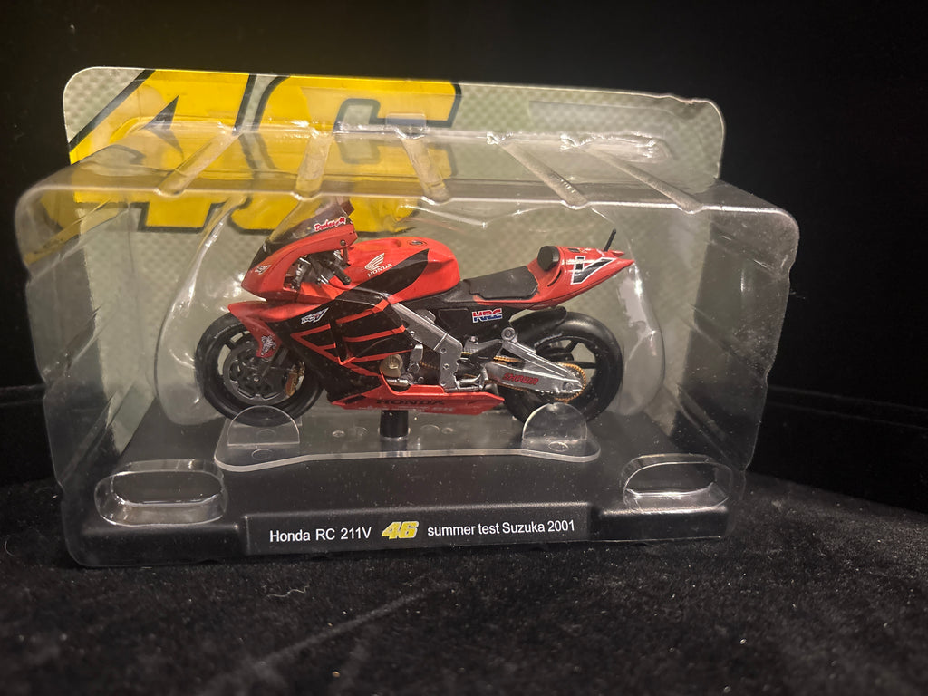 #P004 Honda RC211V #46 Valentino Rossi – Summer Test Suzuka 2001 Die‑Cast Model Collectible