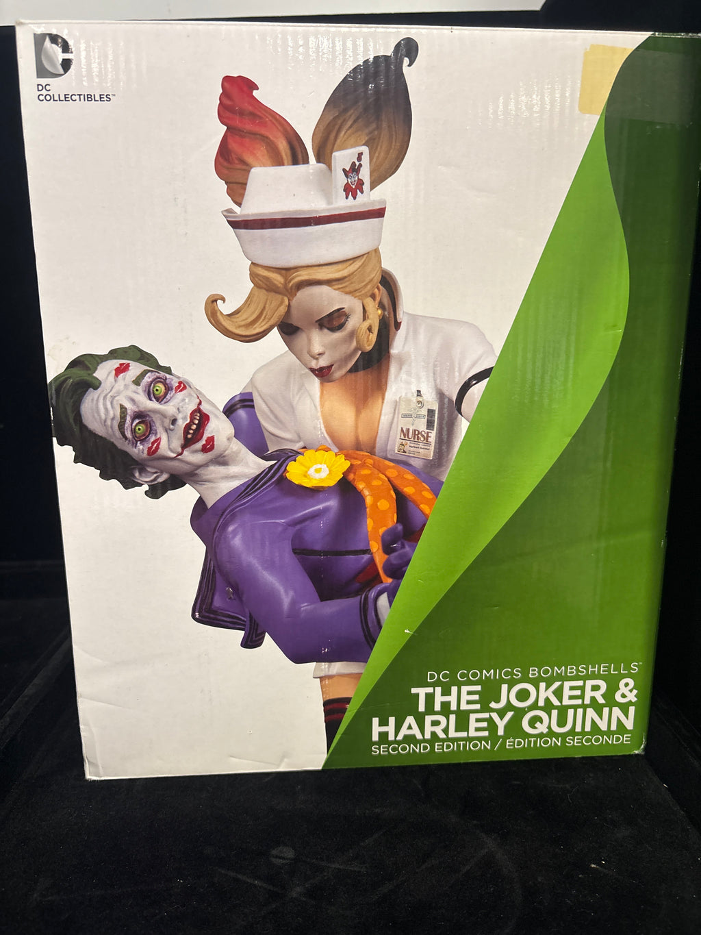 #P002 DC Bombshells Joker & Harley Quinn Statue – Second Edition – DC Collectibles
