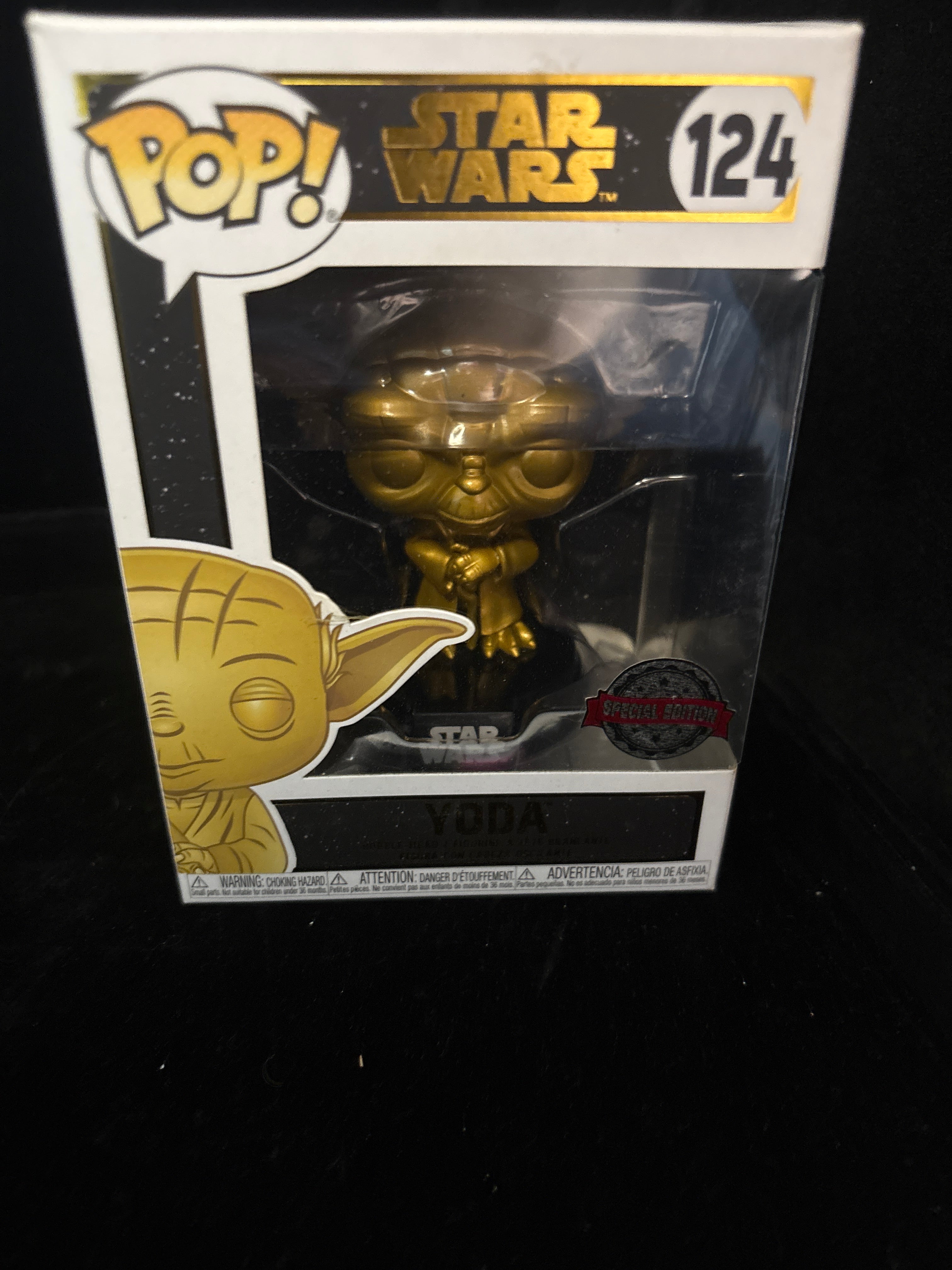 #P012 Star Wars Funko Pop #124 – Gold Yoda (Special Edition) Collectible Figure