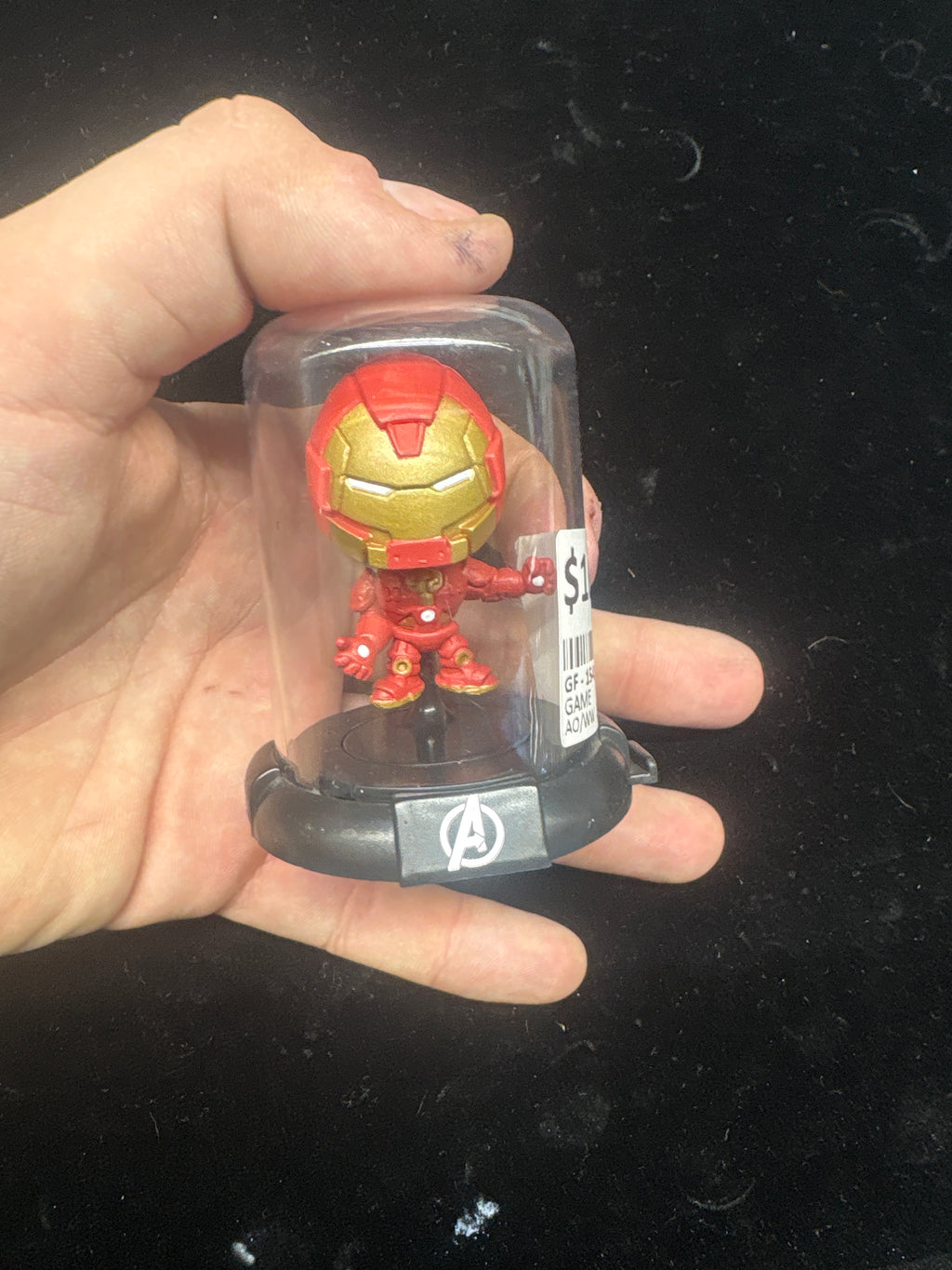 #1541 Mini Marvel Avengers Iron Man Figural Capsule Display Toy Collectible