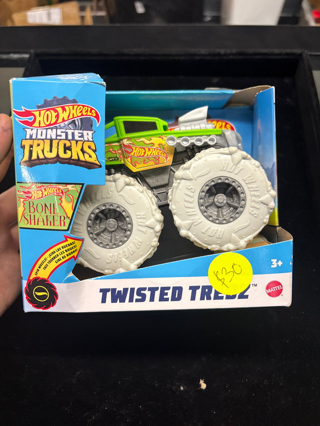 #C114 Hot Wheels Monster Trucks Twisted Tredz Bone Shaker – Rare Huge White Tires – Brand New in Box