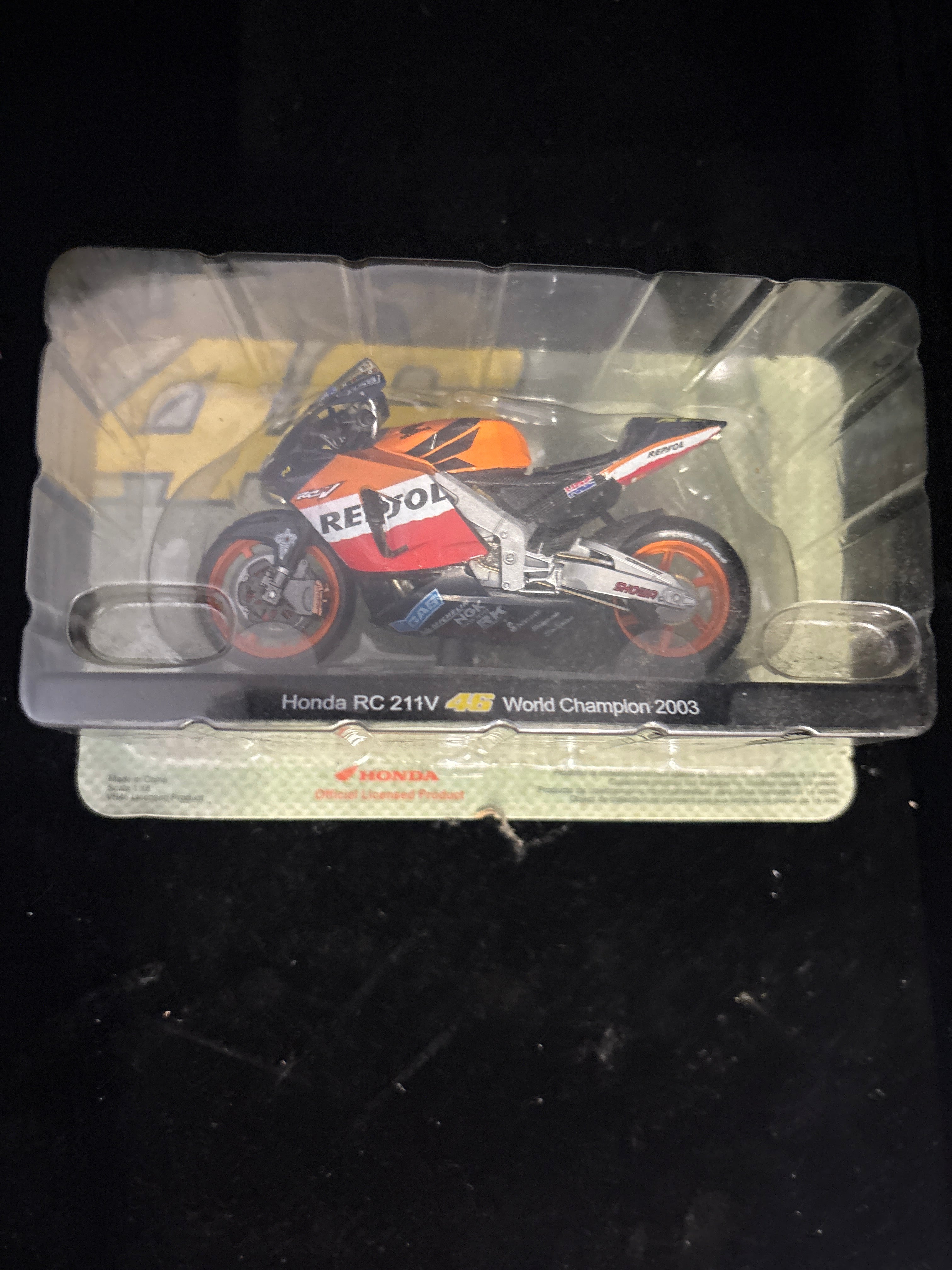 #P003 Honda RC211V #46 Repsol MotoGP 2003 Champion Die‑Cast Model (Panini UK)
