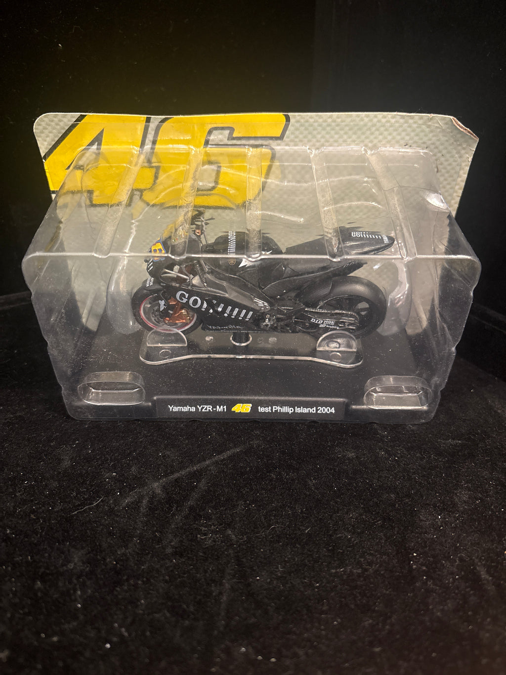 #P004 Yamaha YZR‑M1 “46” Test Bike – Phillip Island 2004 Die‑Cast Model (Mint Packaging)