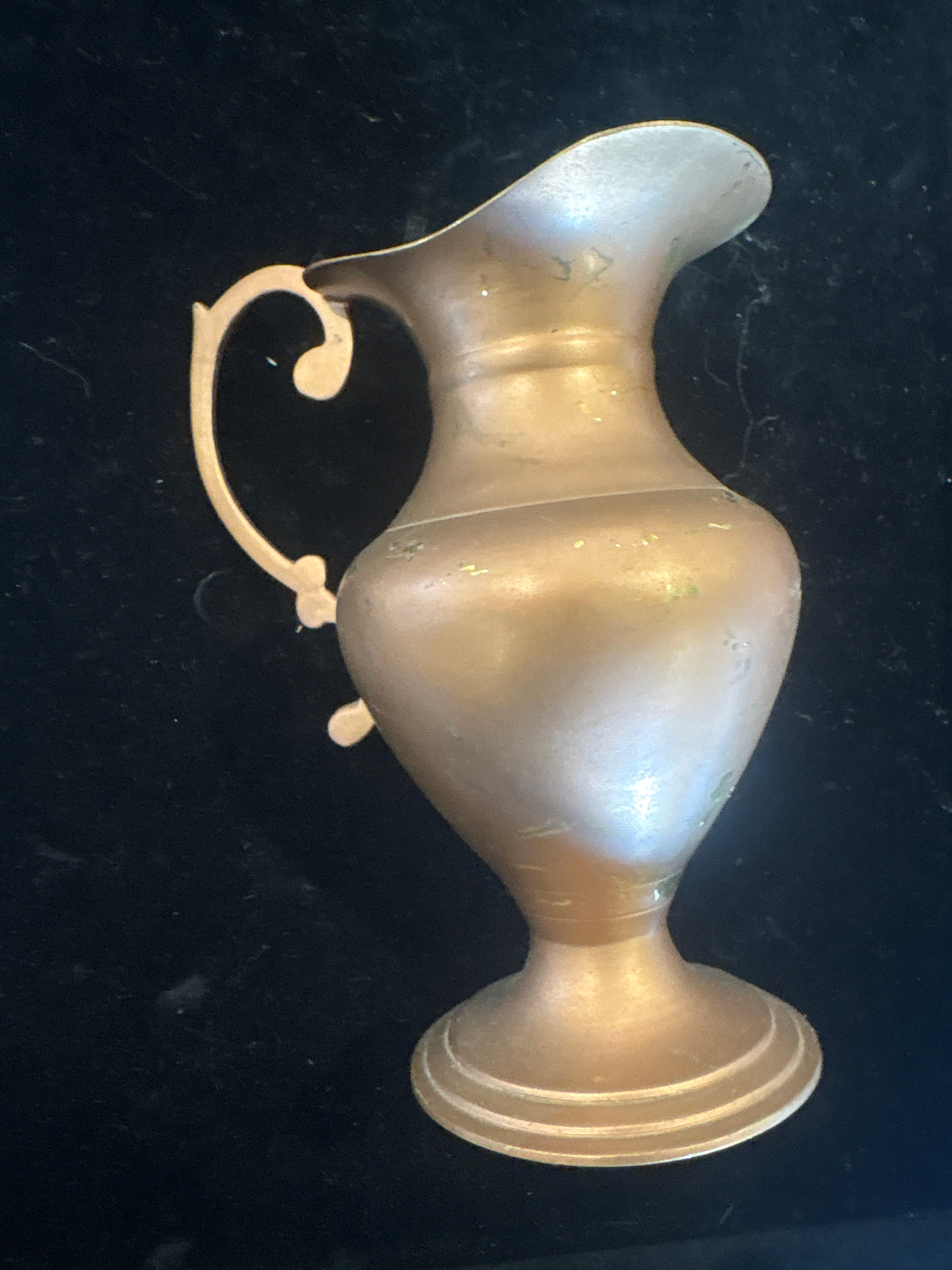 #1709-1 Vintage Brass-Style Decorative Mini Pitcher Vase – Ornate Handle – Rustic Home Decor Piece
