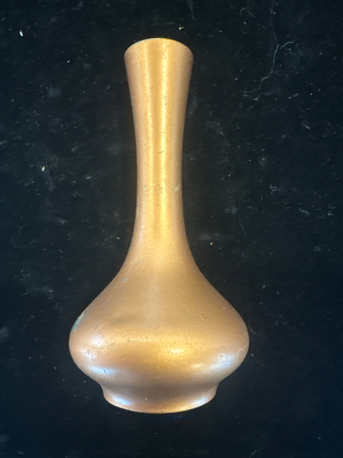#1709-2 Miniature Bronze‑Tone Vase / Dollhouse Display Decor – Vintage Look