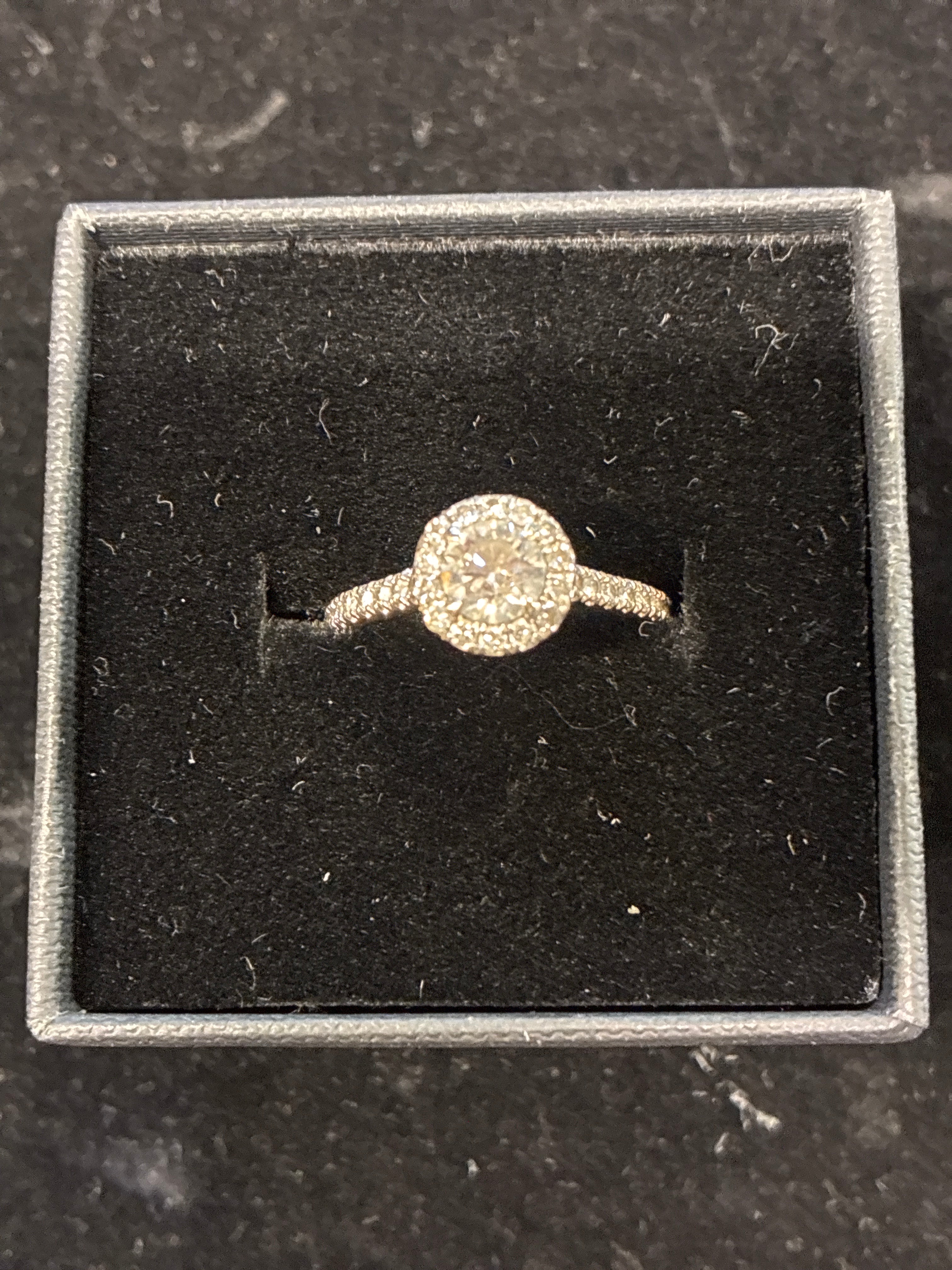 #R18 14K Gold Diamond Ring • Size 12 • 2.9g • Elegant Sparkling Design