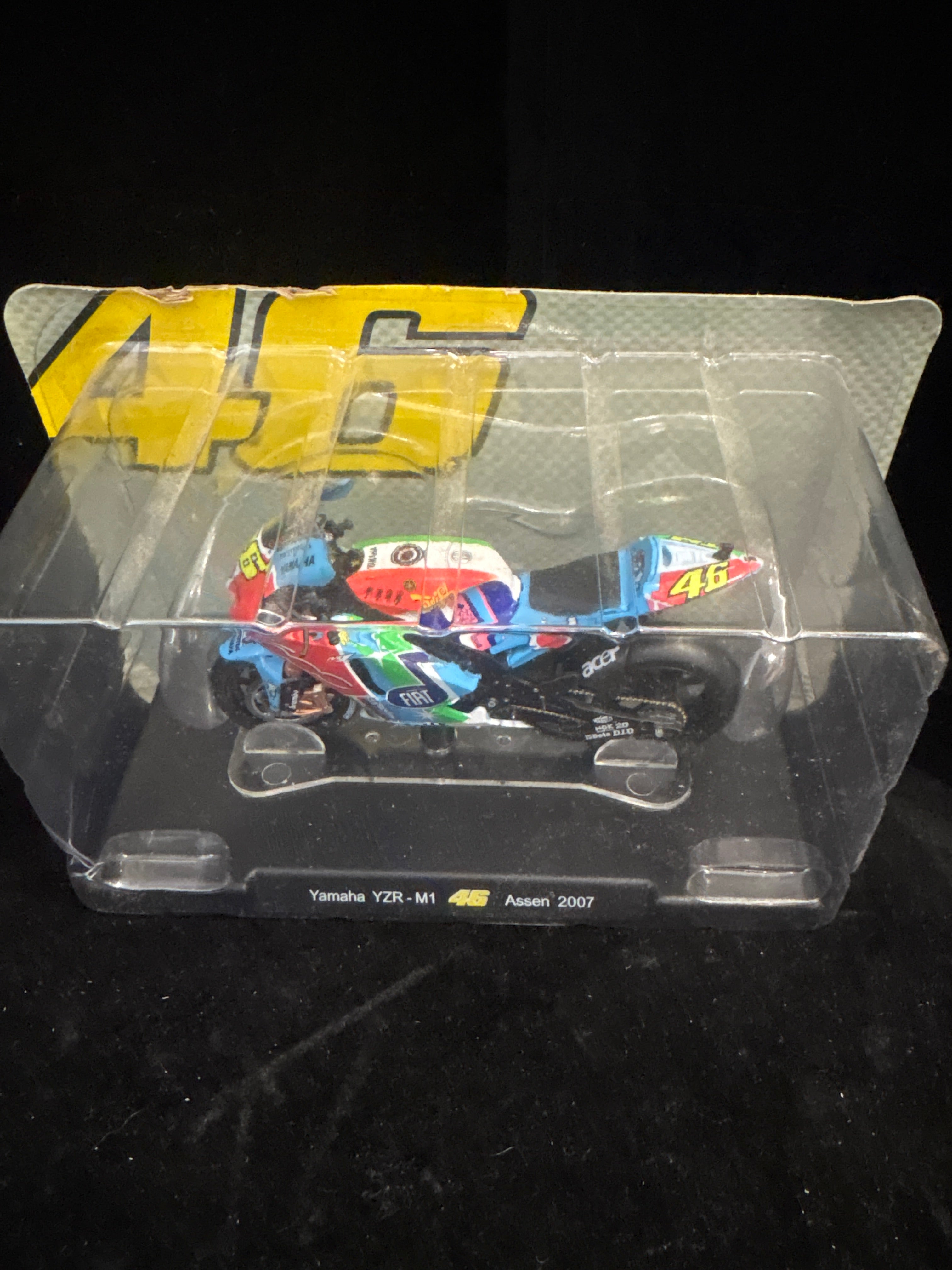 #P004 Yamaha YZR‑M1 #46 Assen 2007 Die‑Cast MotoGP Bike – Colorful Livery Collectible Model